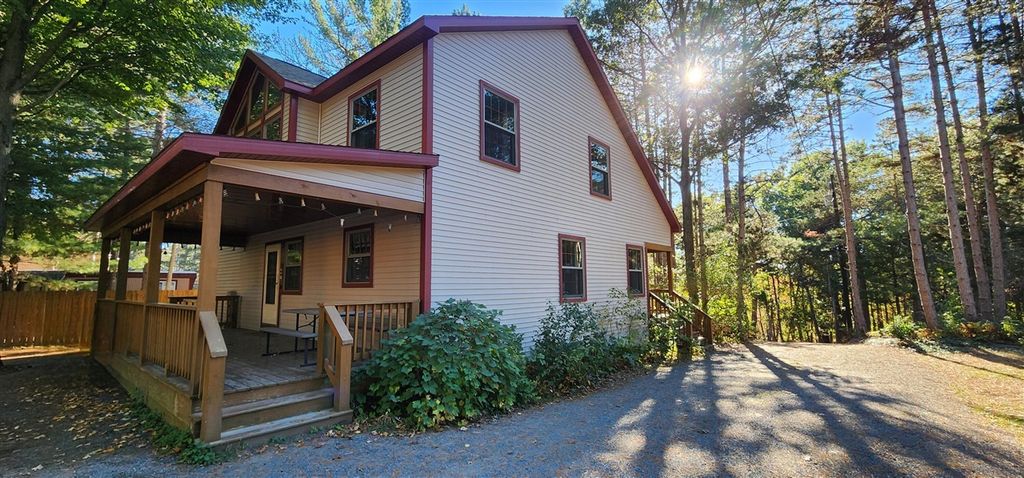 1724 N Ridge Road, Mears, MI 49436