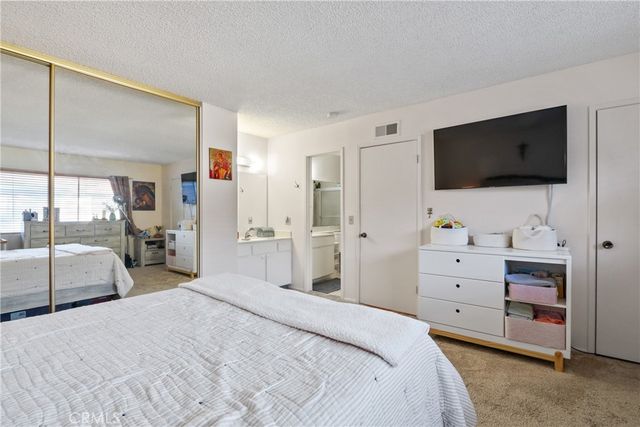 1910 W Palmyra 46, Orange, CA 92868