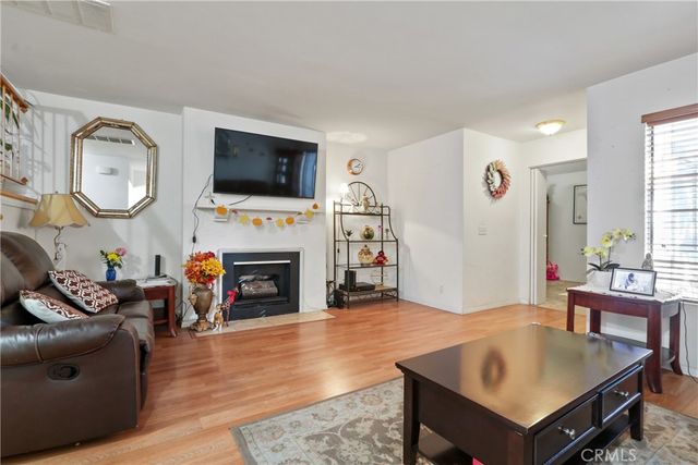 1910 W Palmyra 46, Orange, CA 92868