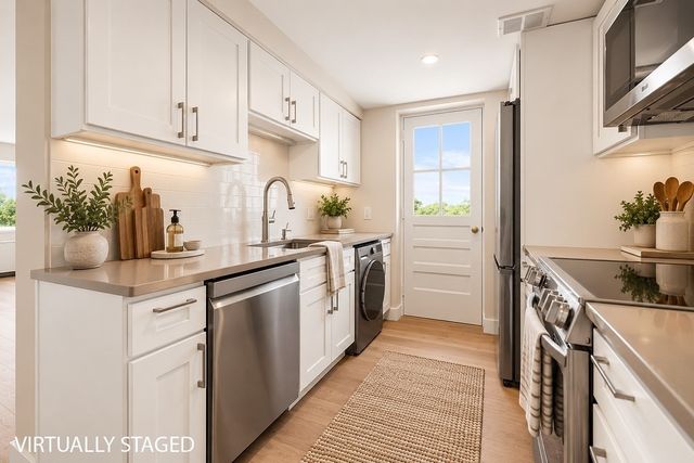 14 Concord Ave 824, Cambridge, MA 02138