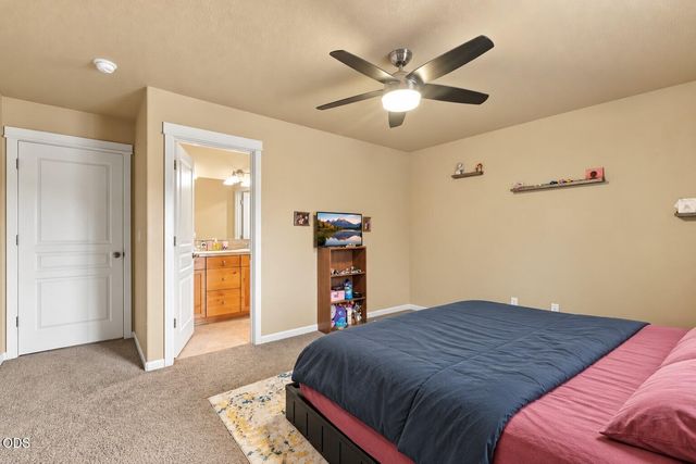 20487 Brentwood Avenue, Bend, OR 97702