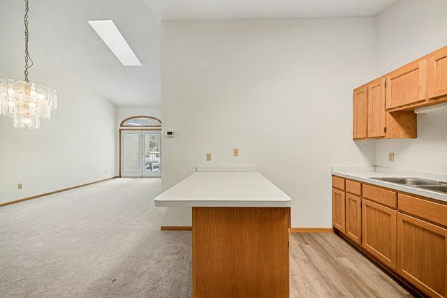 4234 Boulder Ridge Point, Eagan, MN 55122