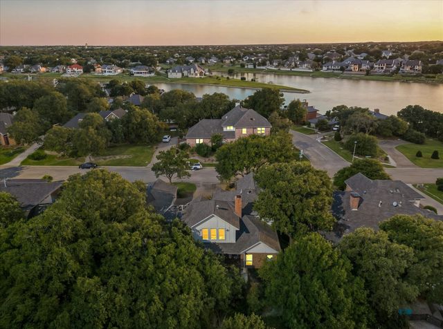 430 Remington Drive E, Highland Village, TX 75077