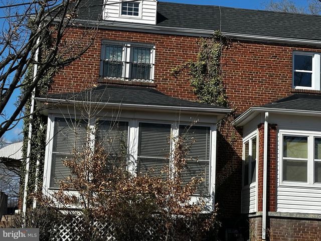 4924 CENTRAL AVENUE, Washington, DC 20019