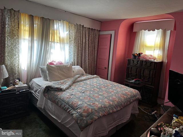 4924 CENTRAL AVENUE, Washington, DC 20019