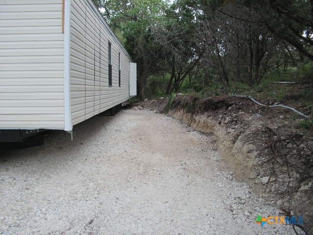 200 Buck Trail, Canyon Lake, TX 78133
