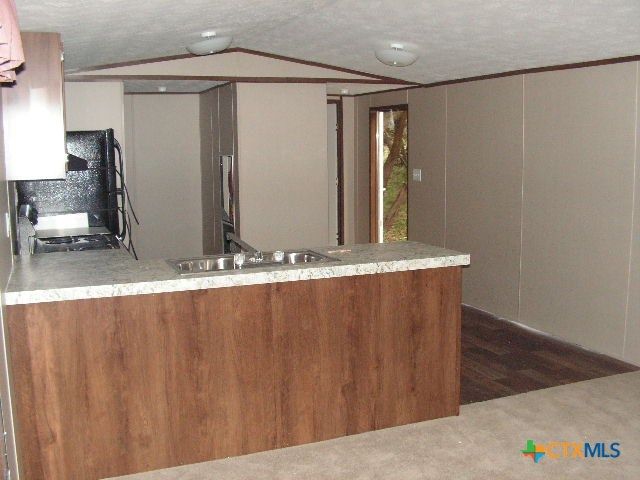 200 Buck Trail, Canyon Lake, TX 78133