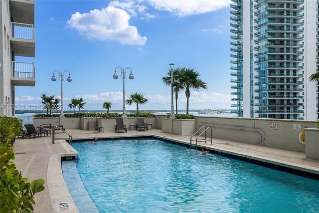 1200 Brickell Bay Dr 4306, Miami, FL 33131