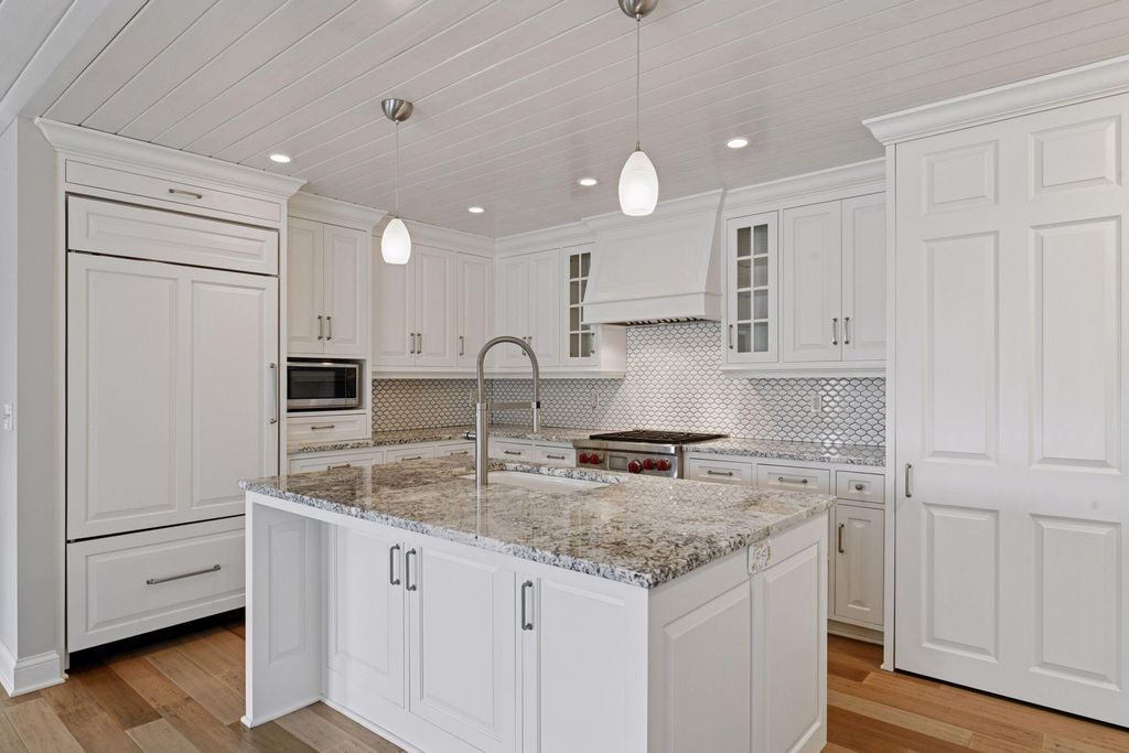 4558 Aspenwood Trail, Minnetonka, MN 55345