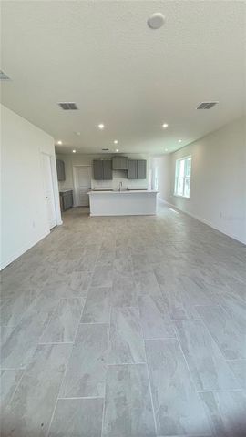 1908 DIAMOND HEAD CIRCLE, Lake Hamilton, FL 33851