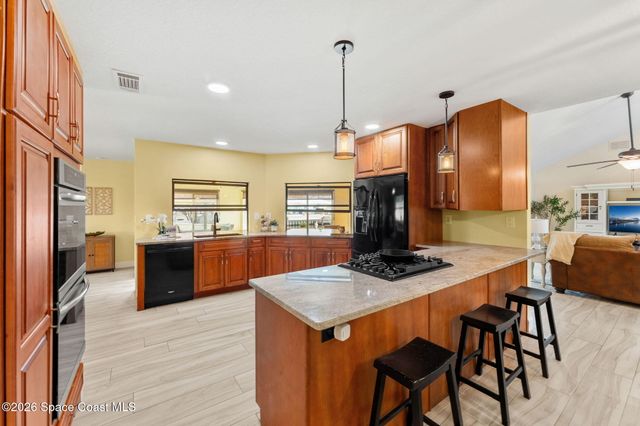 400 Port Royal Boulevard, Satellite Beach, FL 32937