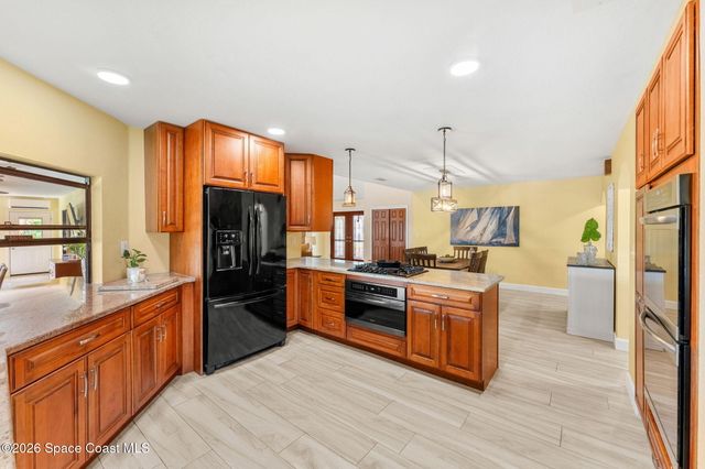 400 Port Royal Boulevard, Satellite Beach, FL 32937