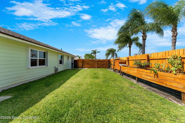 400 Port Royal Boulevard, Satellite Beach, FL 32937