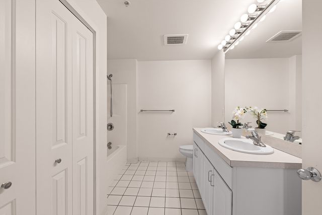 30 Franklin St 314, Malden, MA 02148