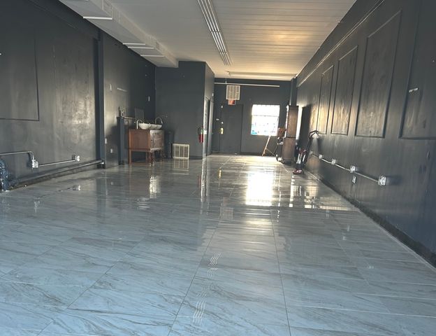 8358 S Pulaski Road, Chicago, IL 60652