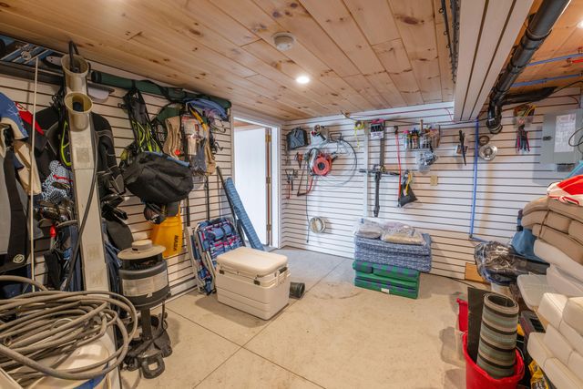 309 Farrell Road, Willsboro, NY 12996