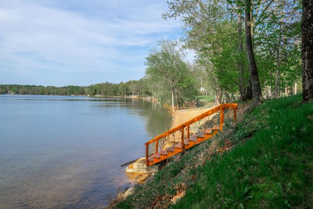 309 Farrell Road, Willsboro, NY 12996