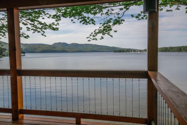 309 Farrell Road, Willsboro, NY 12996