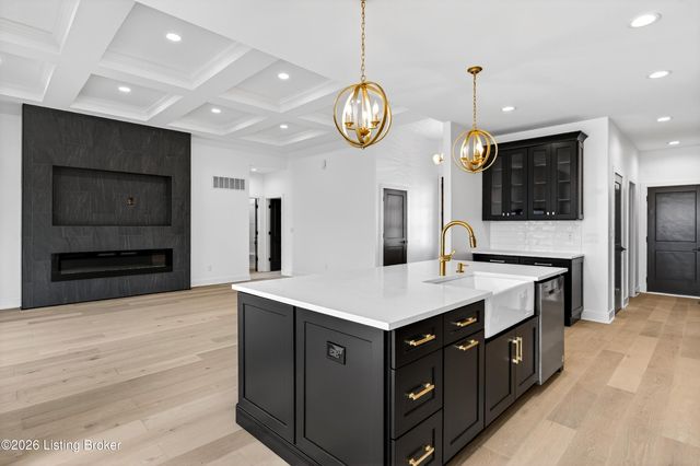1505 Lincoln Hill Way, Louisville, KY 40245