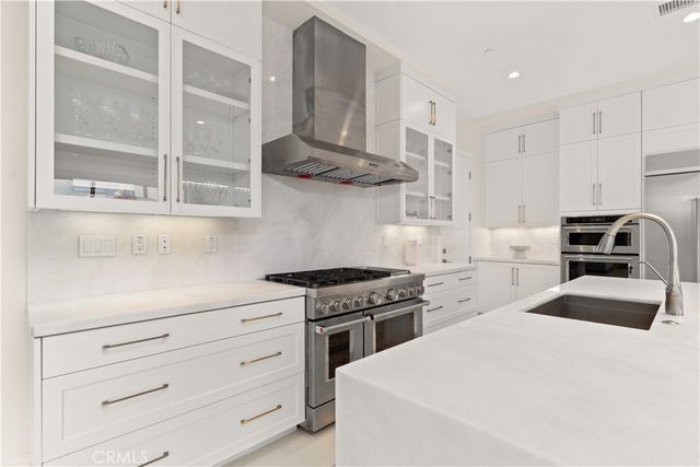 115 Sky Hts, Irvine, CA 92602