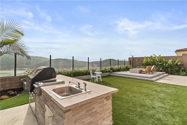115 Sky Hts, Irvine, CA 92602
