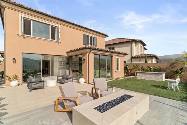 115 Sky Hts, Irvine, CA 92602