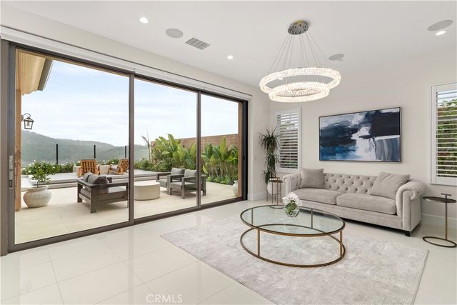 115 Sky Hts, Irvine, CA 92602