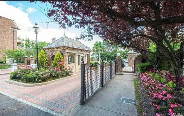 205-32 BRIAN Crescent 1, Bayside, NY 11360