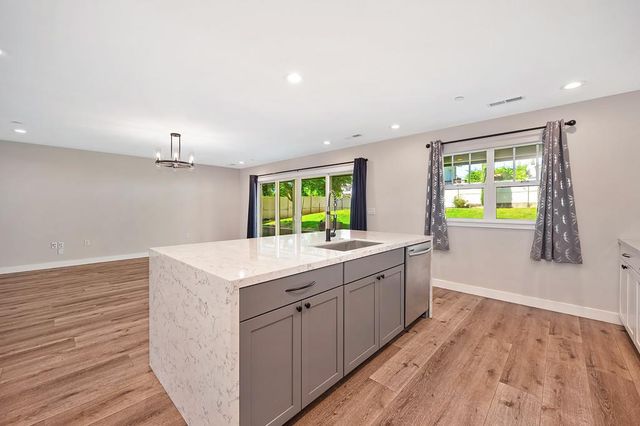 509 Preston Ave, Ione, CA 95640