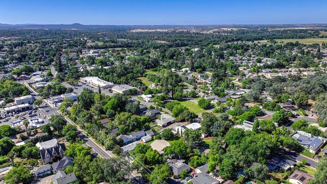 509 Preston Ave, Ione, CA 95640
