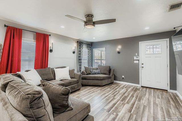 2414 Arbor, San Antonio, TX 78228