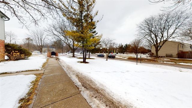 3008 Bolgos Circle, Ann Arbor, MI 48105