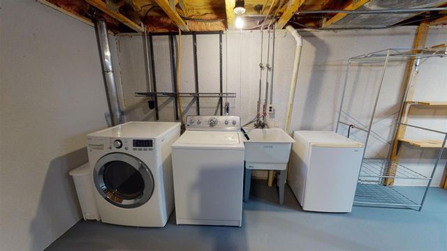 3008 Bolgos Circle, Ann Arbor, MI 48105