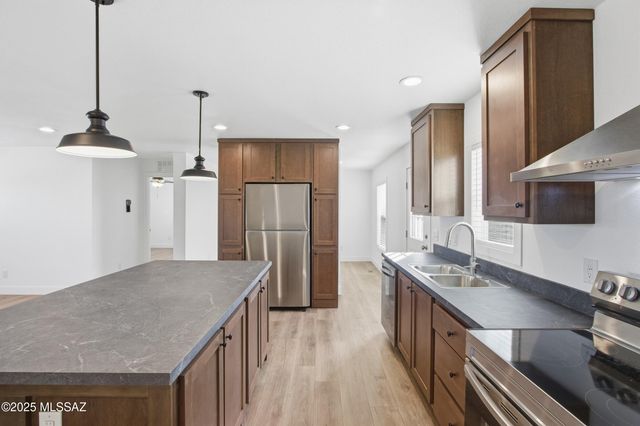 13259 N Derringer Road, Marana, AZ 85653