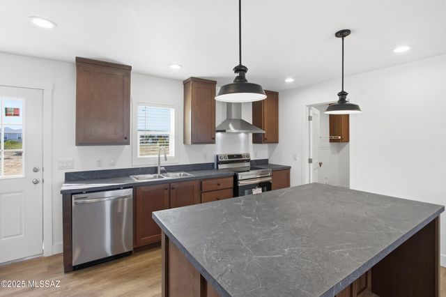 13259 N Derringer Road, Marana, AZ 85653