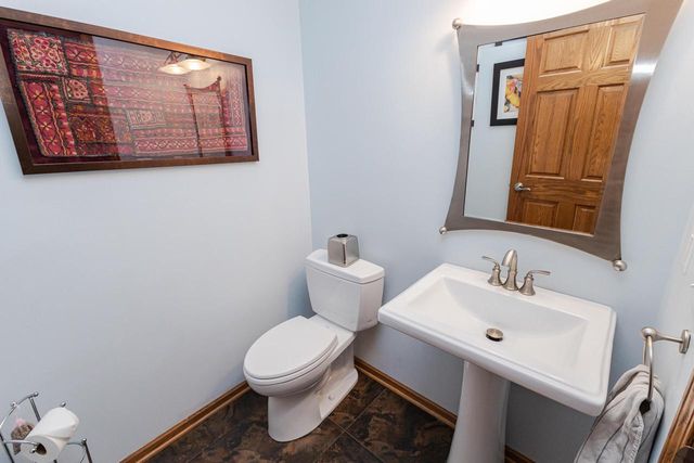 1420 Country Club LANE, Watertown, WI 53098