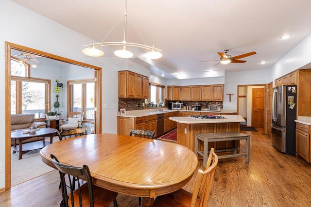 1420 Country Club LANE, Watertown, WI 53098