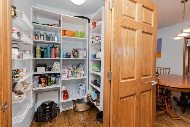 1420 Country Club LANE, Watertown, WI 53098