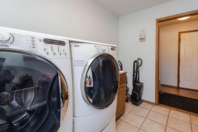 1420 Country Club LANE, Watertown, WI 53098