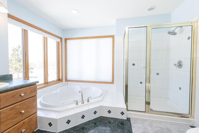 1420 Country Club LANE, Watertown, WI 53098