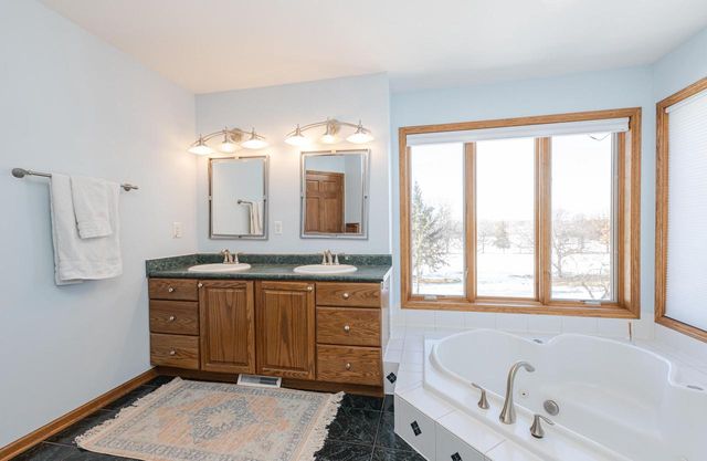 1420 Country Club LANE, Watertown, WI 53098