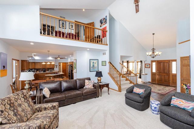 1420 Country Club LANE, Watertown, WI 53098