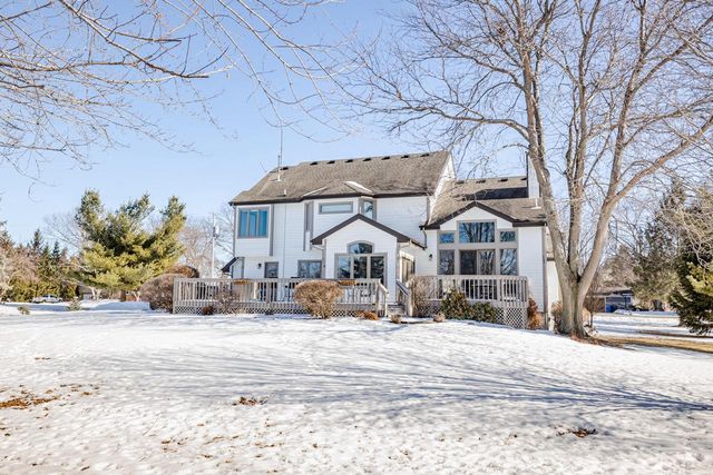 1420 Country Club LANE, Watertown, WI 53098