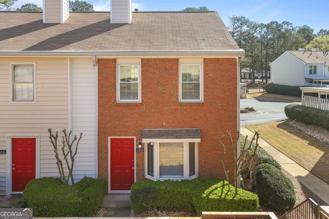 124 Holcomb Ferry Road, Roswell, GA 30076