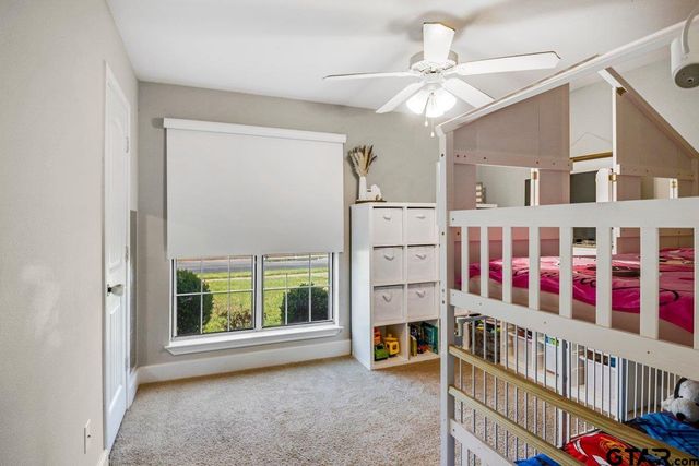 19110 Winstar Dr, Flint, TX 75762