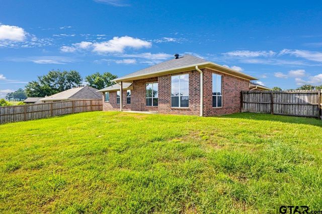 19110 Winstar Dr, Flint, TX 75762