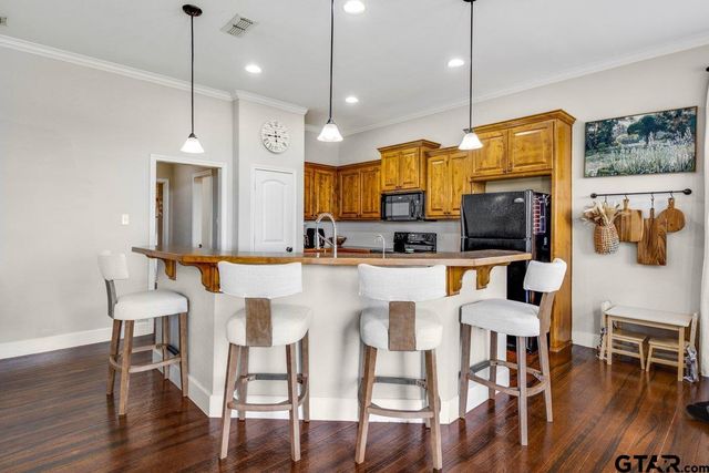 19110 Winstar Dr, Flint, TX 75762