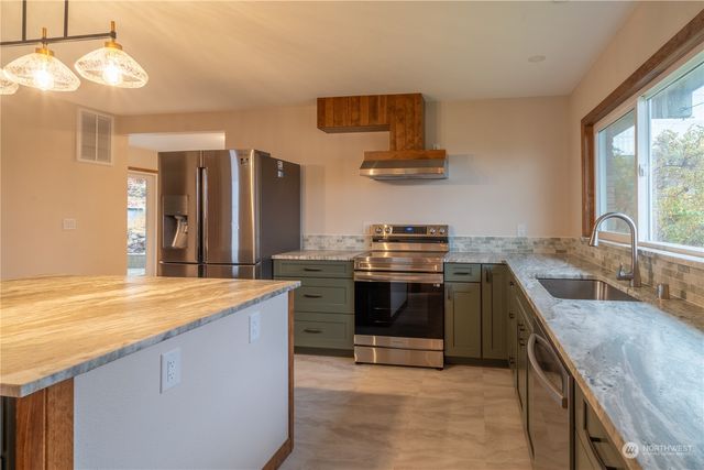 835 S Kiefer Drive, Moses Lake, WA 98837