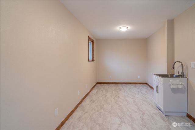 835 S Kiefer Drive, Moses Lake, WA 98837