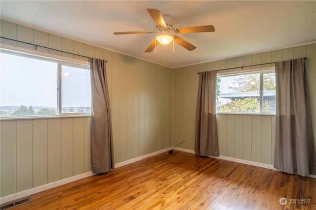 835 S Kiefer Drive, Moses Lake, WA 98837